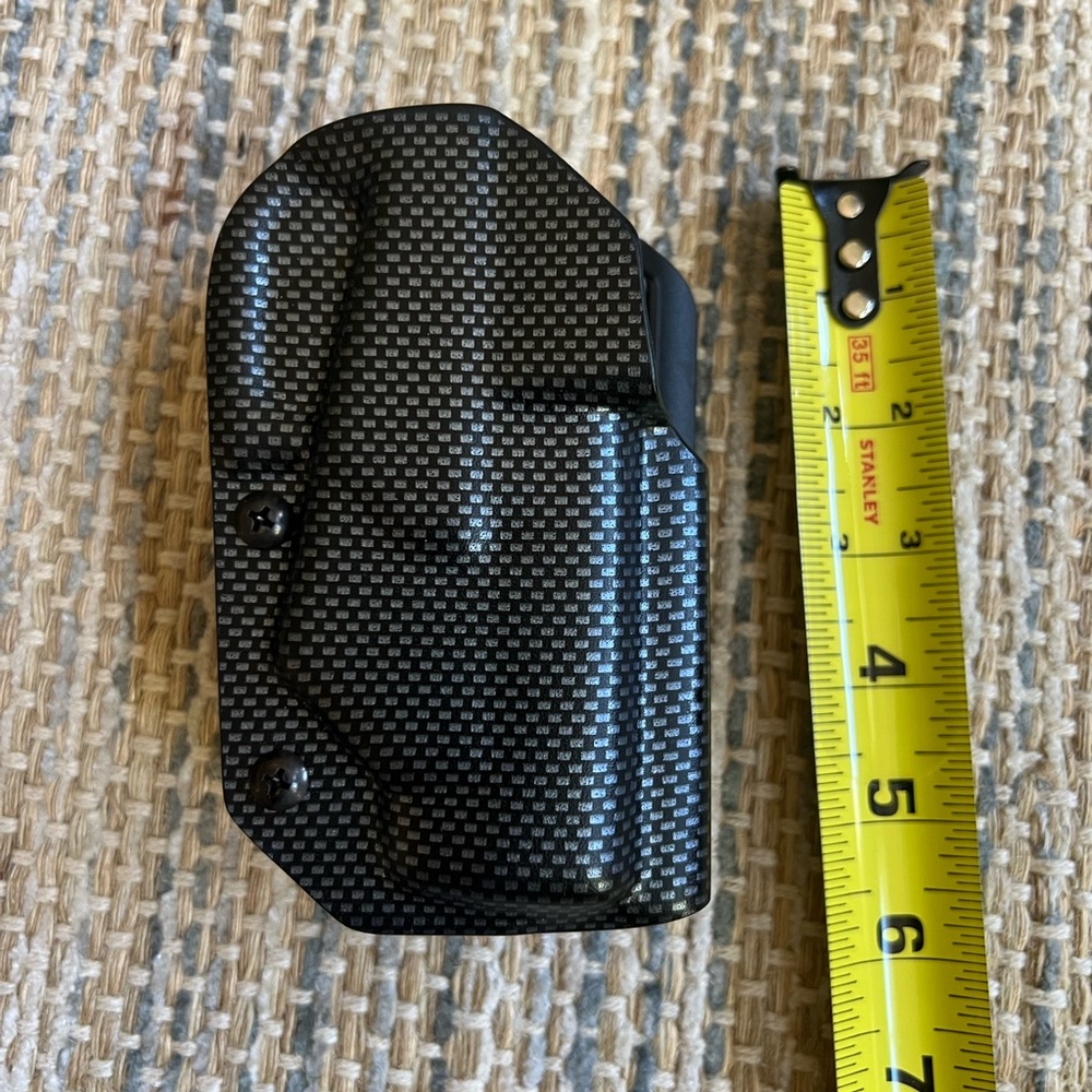 Carbon Fiber Pattern Holster - Picture 5 of 5